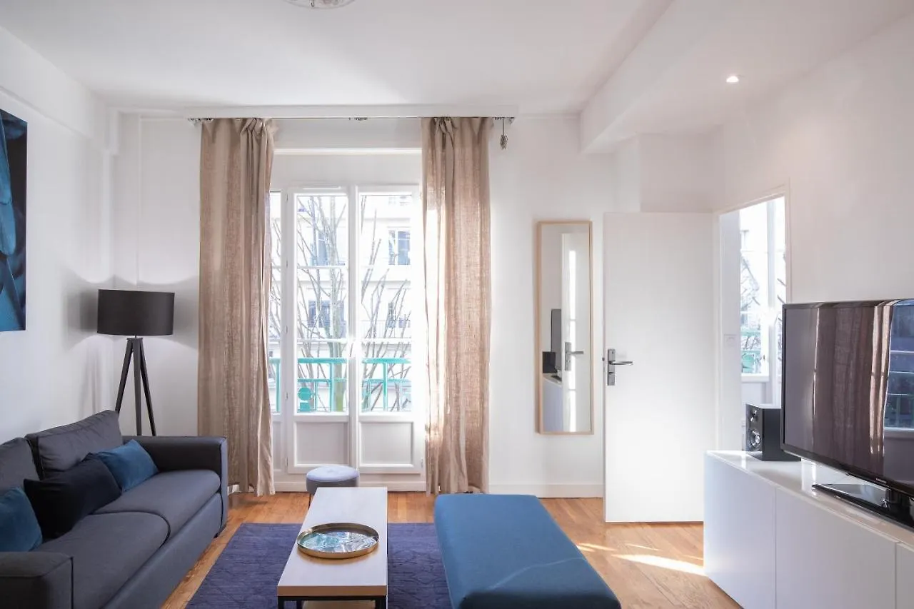 Lik Apparts Gare Rennes - Appart Le Heron Appartamento